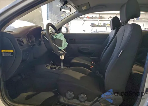 2008 Hyundai Accent Gs z USA, uszkodzony, nr VIN KMHCM36C58U076477